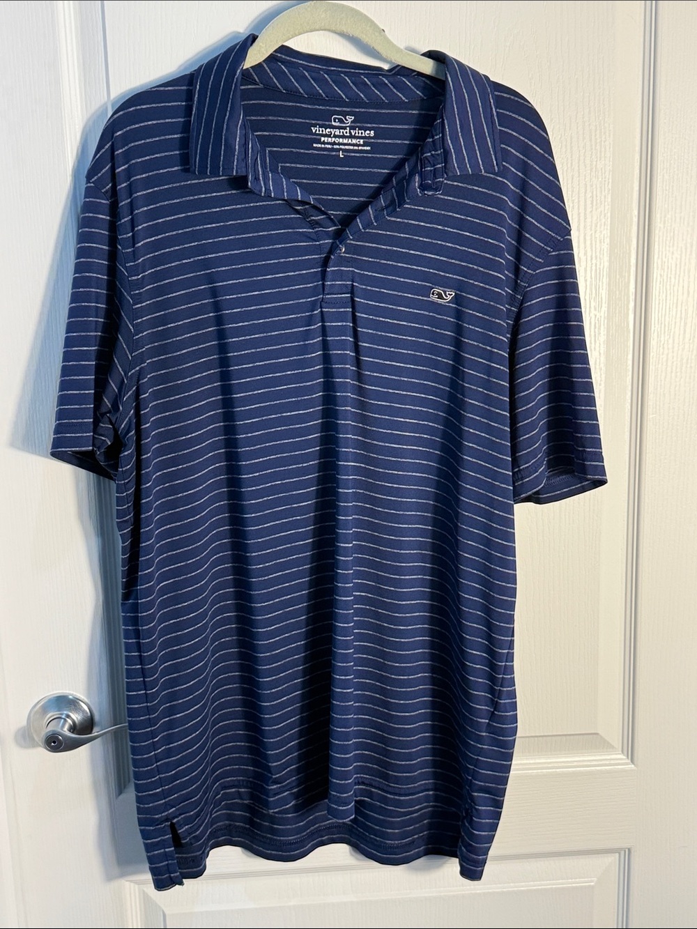 Vineyard Vines Navy and White Striped Performance Polo Sz L